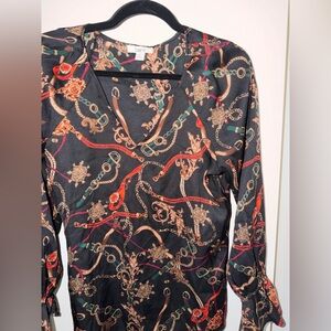 Bar III Black Chain & Rope Print V-Neck Top with Multicolor Accents